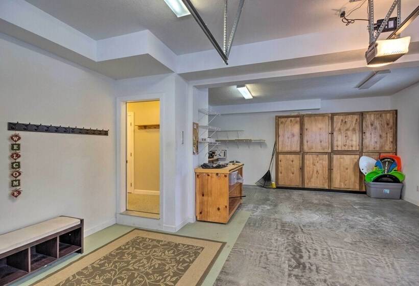 Beech Mountain Retreat W/ Open Deck: 2 Mi To Ski!