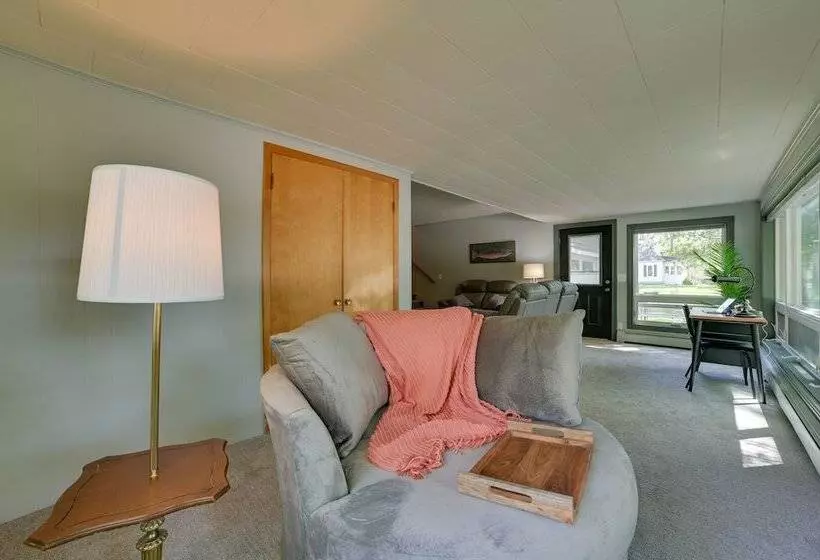 Indian River Home: Outdoor Space & Steps To River!