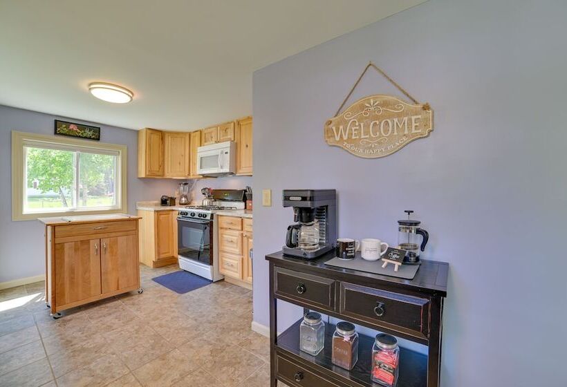 Indian River Home: Outdoor Space & Steps To River!