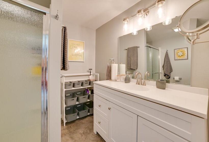 Indian River Home: Outdoor Space & Steps To River!