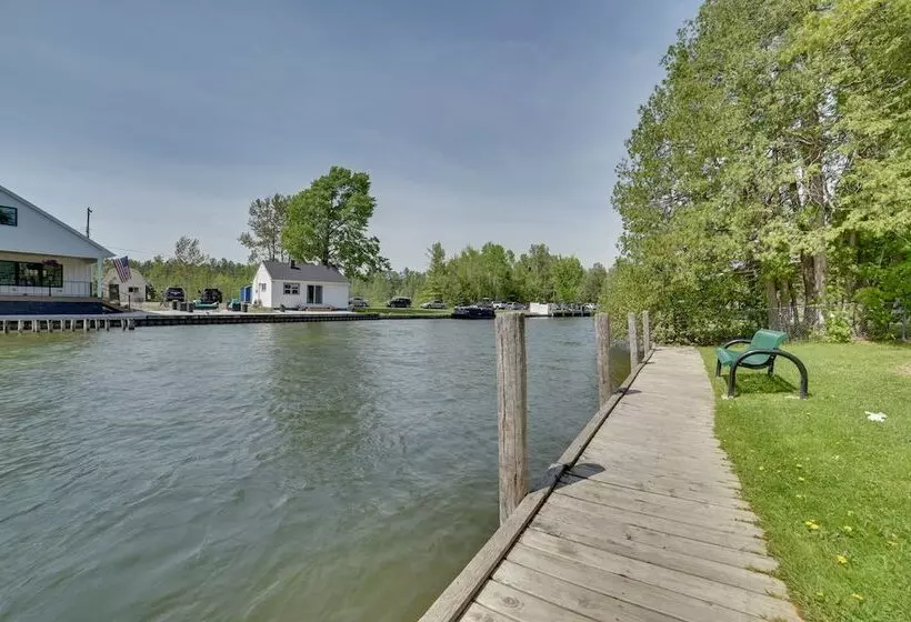 Indian River Home: Outdoor Space & Steps To River!