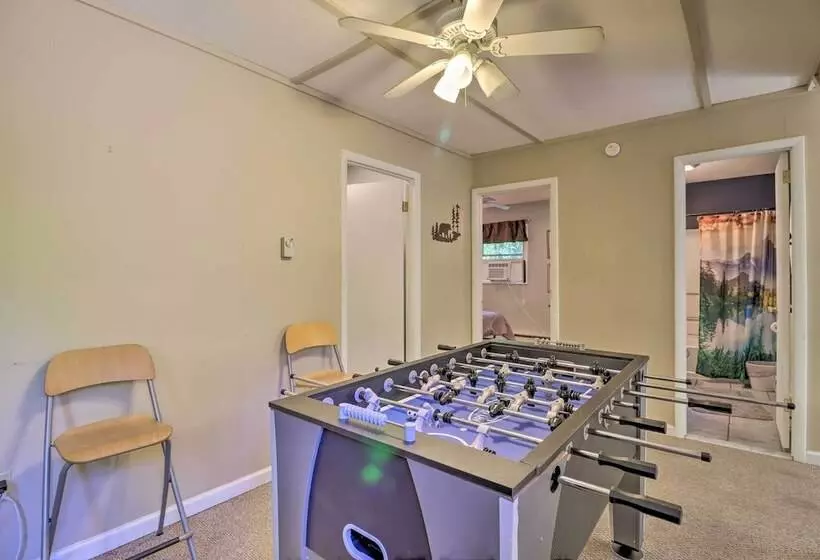 Walk To Lake Harmony: Cabin W/ Fire Pit & Decks!