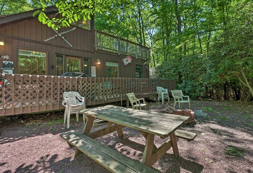 Walk To Lake Harmony: Cabin W/ Fire Pit & Decks!