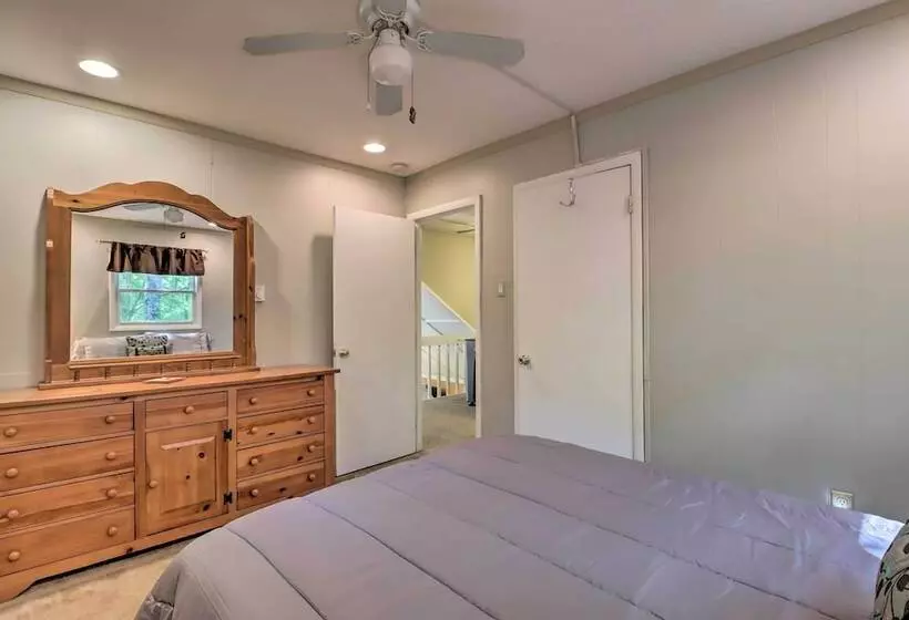 Walk To Lake Harmony: Cabin W/ Fire Pit & Decks!