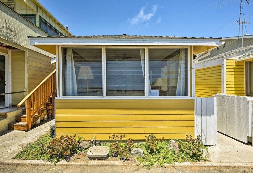 Catalina Island Cottage Walk To Main St & Beach!