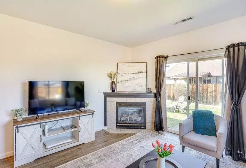 Charming Bend Home W/ Porch & Yard: Great Location