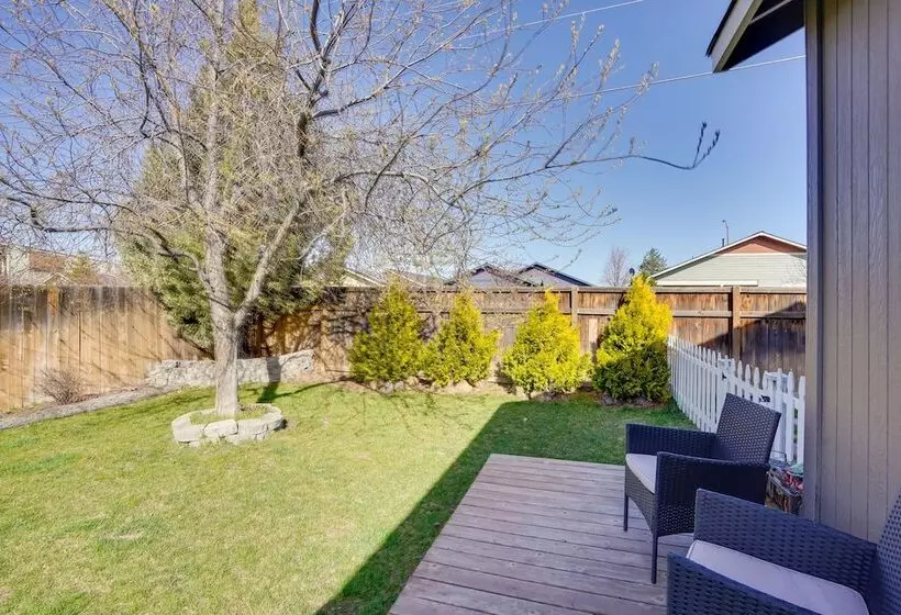 Charming Bend Home W/ Porch & Yard: Great Location