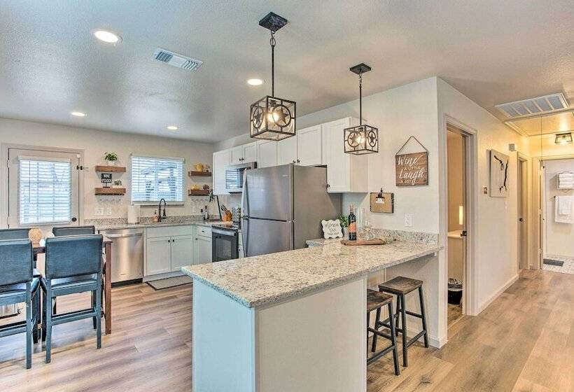 Charming Mckinney Home, Close To Downtown!