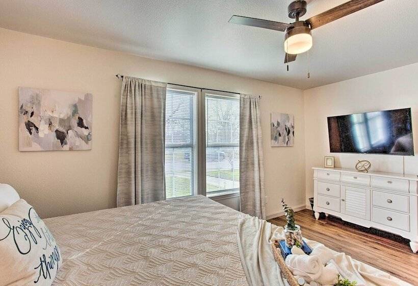 Charming Mckinney Home, Close To Downtown!