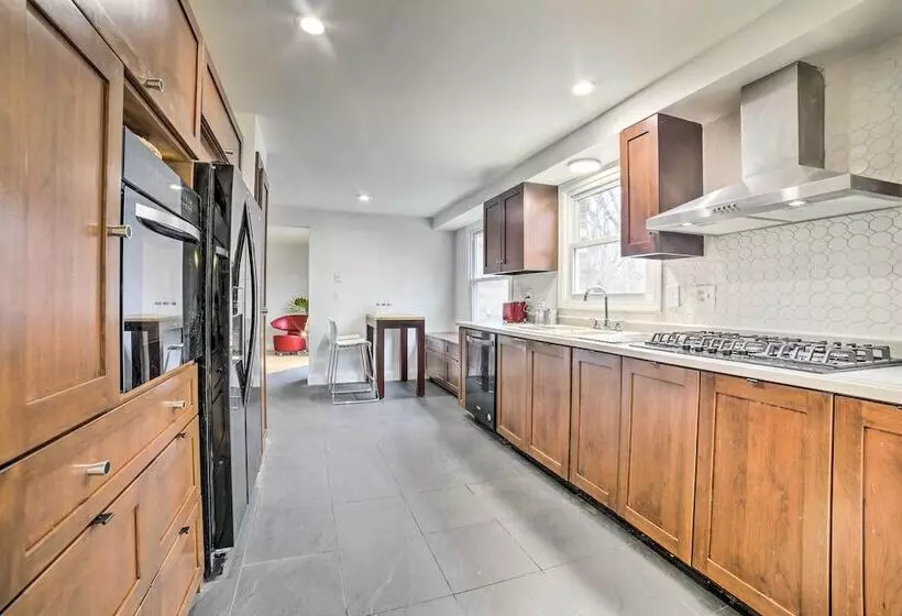 Charming Vacation Rental: 15 Mi To Pittsburgh