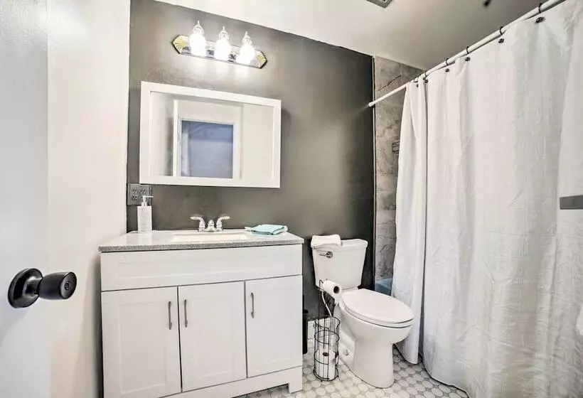 Charming Vacation Rental: 15 Mi To Pittsburgh