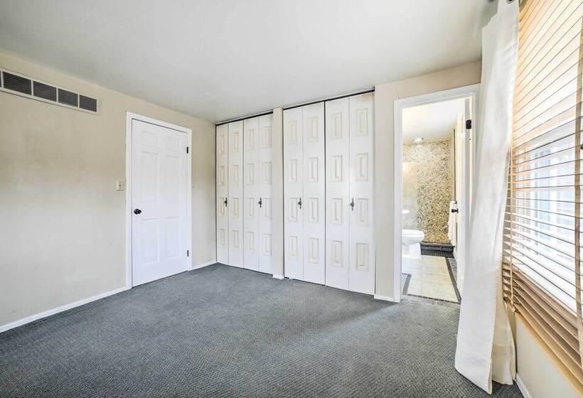 Charming Vacation Rental: 15 Mi To Pittsburgh