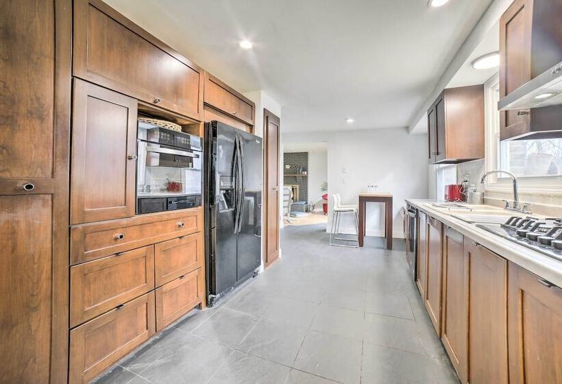 Charming Vacation Rental: 15 Mi To Pittsburgh