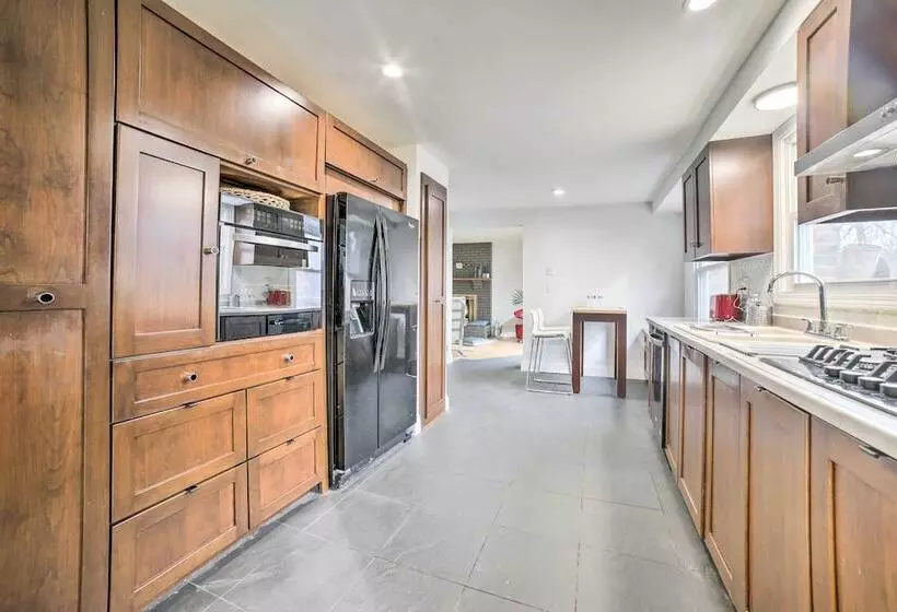 Charming Vacation Rental: 15 Mi To Pittsburgh