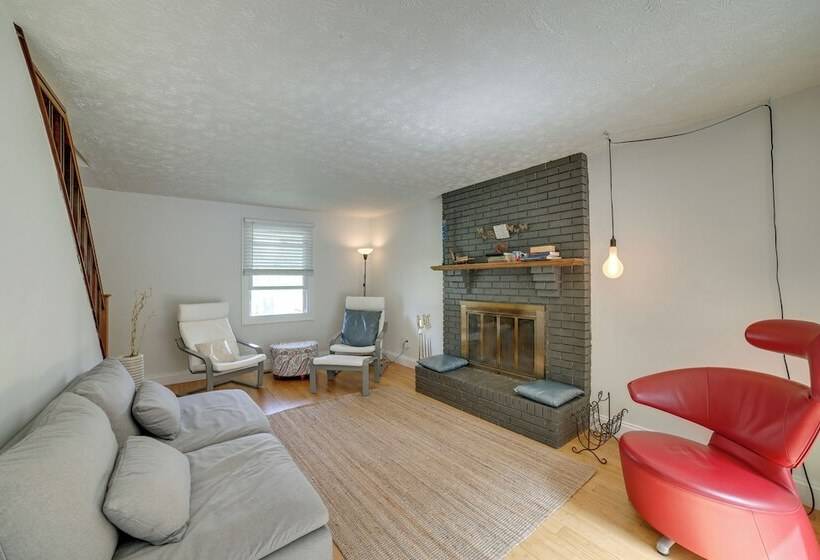 Charming Vacation Rental: 15 Mi To Pittsburgh