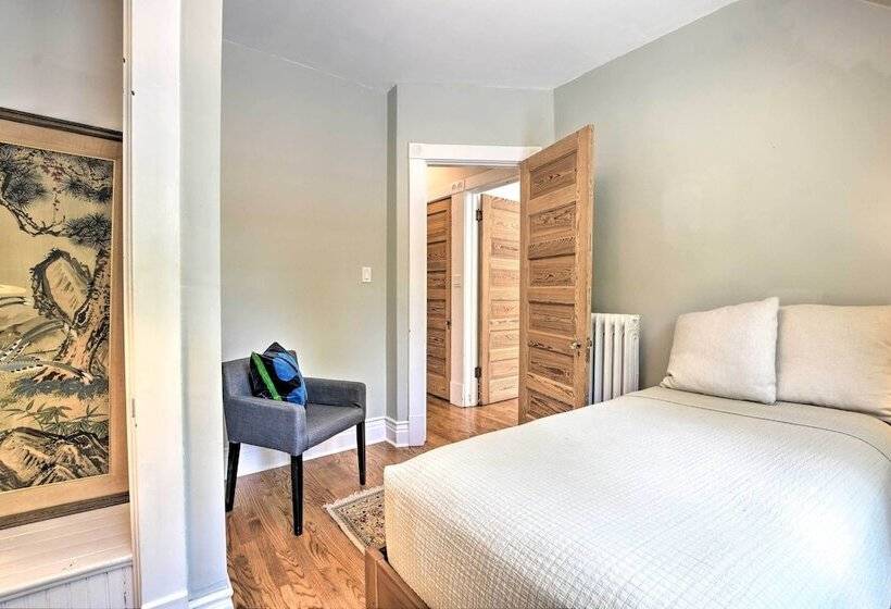 Classic Oak Park Home, 11 Mi To Downtown Chicago!