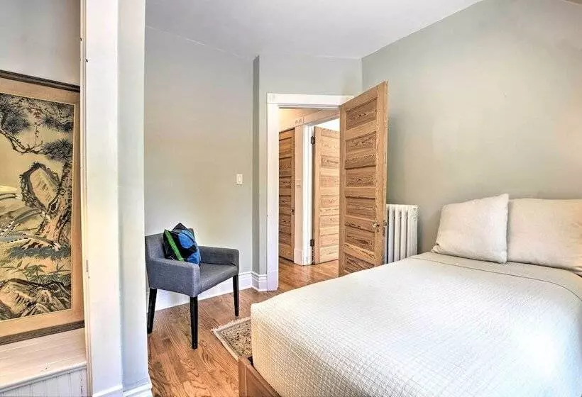 Classic Oak Park Home, 11 Mi To Downtown Chicago!