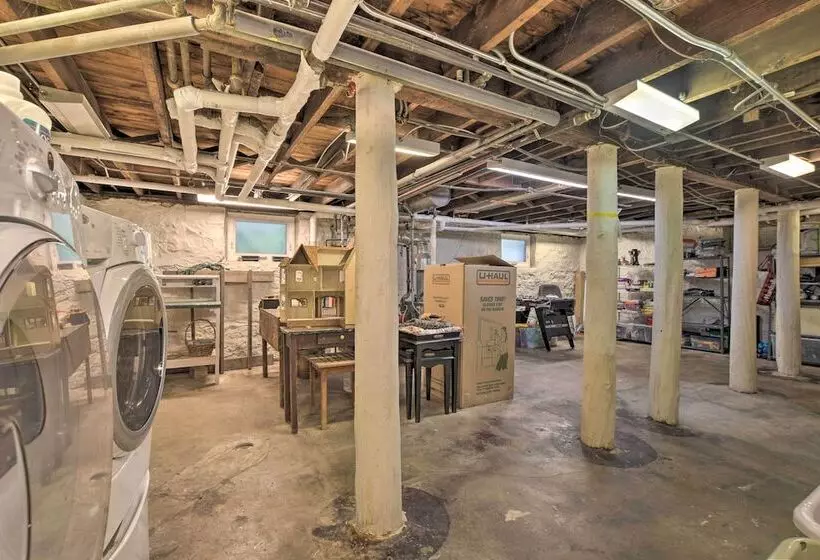 Classic Oak Park Home, 11 Mi To Downtown Chicago!