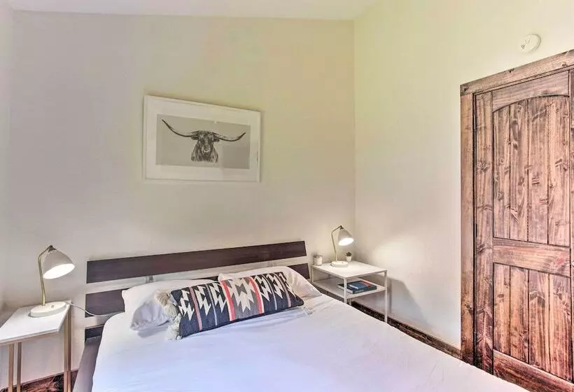 Tool Waterfront Home W/ Hot Tub & Fire Pit!