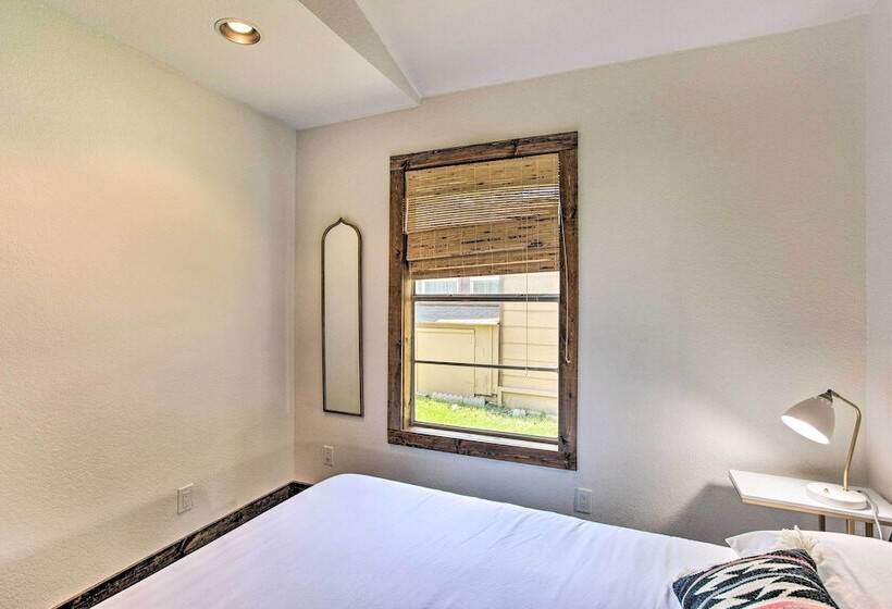 Tool Waterfront Home W/ Hot Tub & Fire Pit!