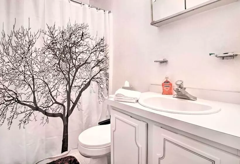 Walk To Ski Trails: Ludlow Home On Okemo Mountain!