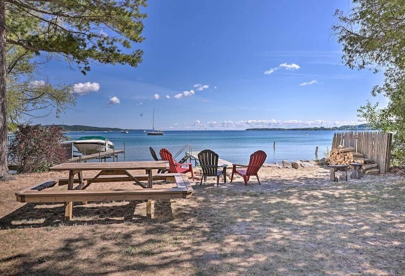 Rustic Suttons Bay Cottage: Shared Dock & Fire Pit