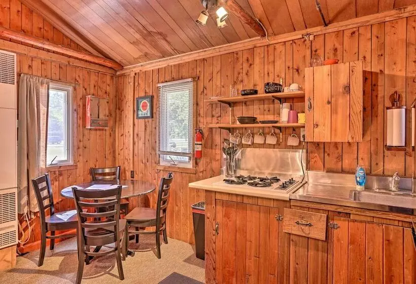 Rustic Suttons Bay Cottage: Shared Dock & Fire Pit