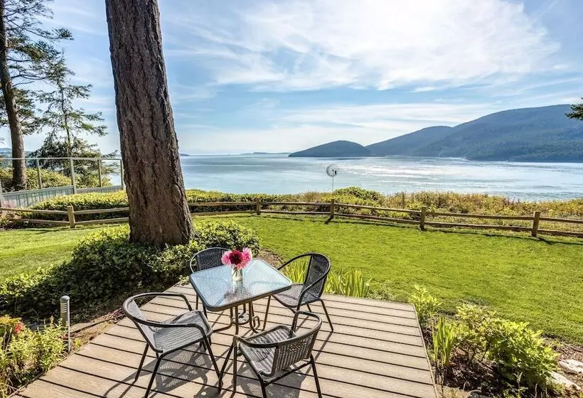 Custom Guemes Home W/ Spectacular Water Views!