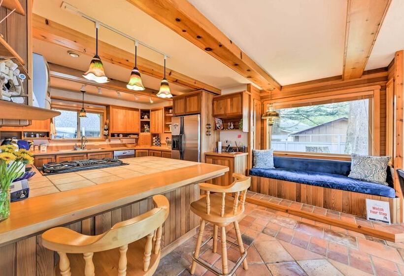 Custom Guemes Home W/ Spectacular Water Views!