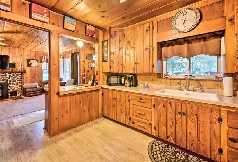 East Tawas Cabin W/ Deck, Backyard & Fire Pit!