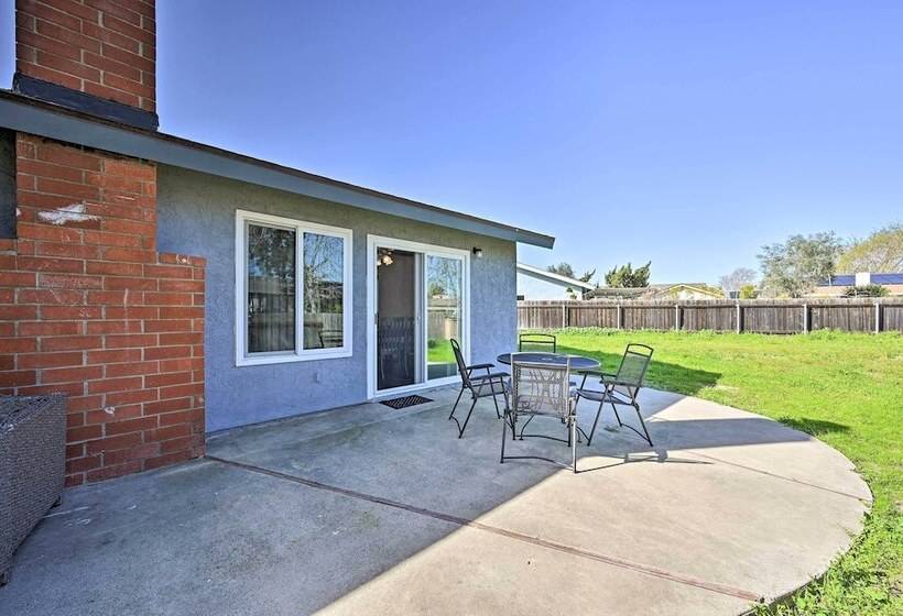 Family Friendly Oceanside Home: 5 Mi To Beach