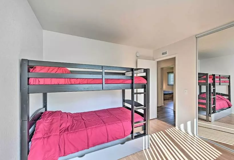 Family Friendly Oceanside Home: 5 Mi To Beach