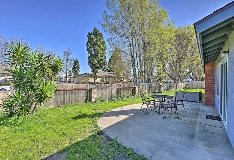 Family Friendly Oceanside Home: 5 Mi To Beach