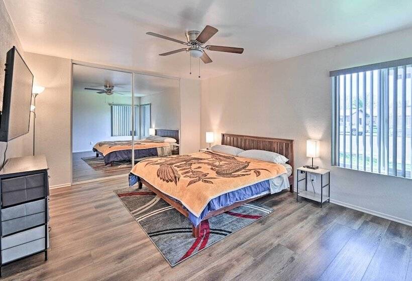 Family Friendly Oceanside Home: 5 Mi To Beach