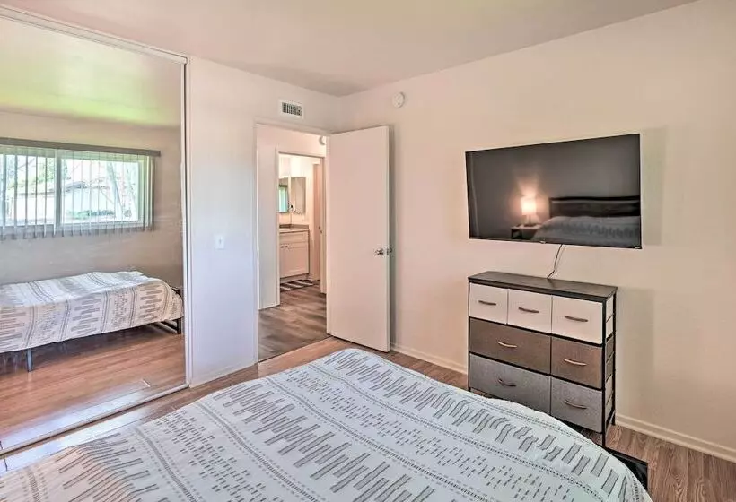 Family Friendly Oceanside Home: 5 Mi To Beach