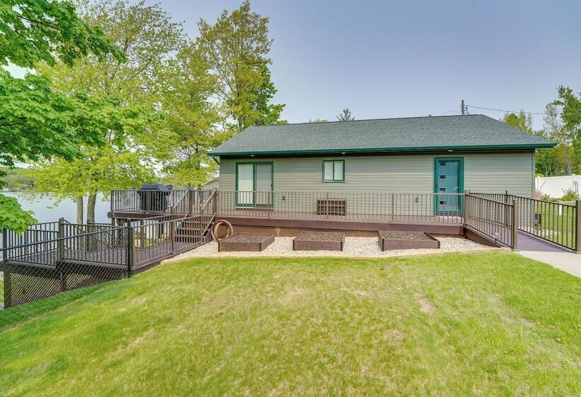 Family Home On Crystal Lake W/ Private Beach!