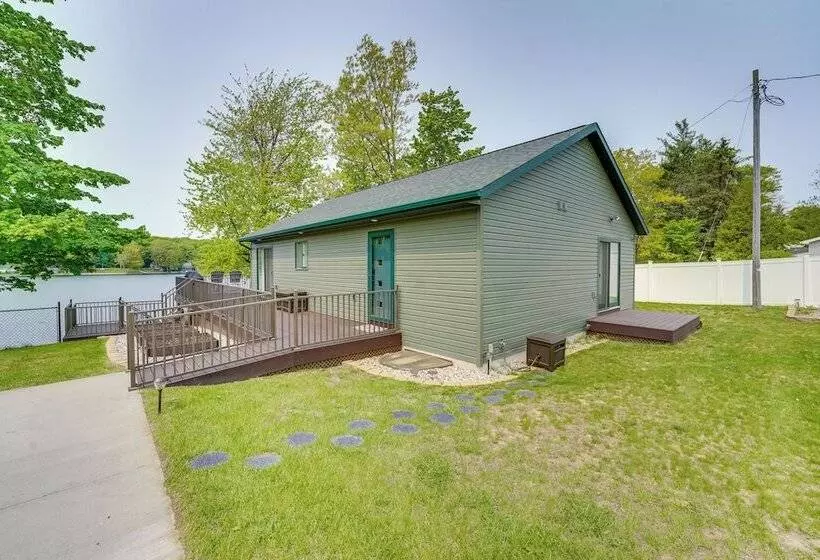 Family Home On Crystal Lake W/ Private Beach!