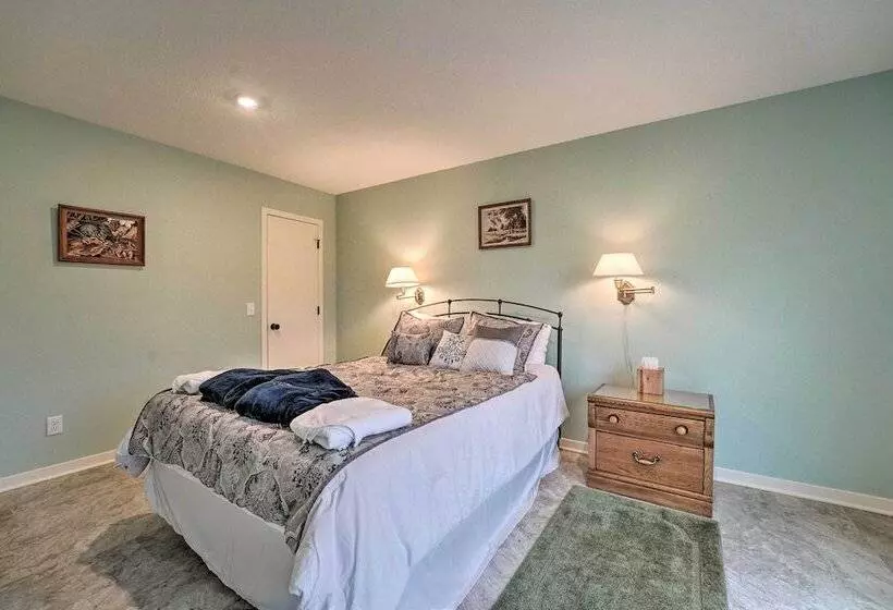 Family Home On Crystal Lake W/ Private Beach!