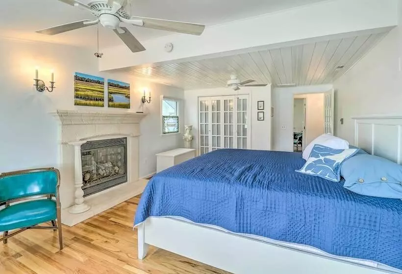 Grasonville Home W/ Private Pool On The Water