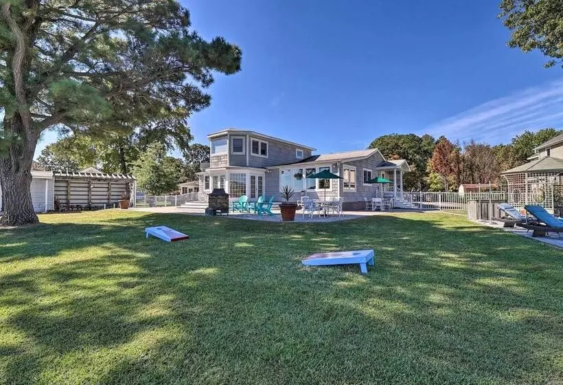 Grasonville Home W/ Private Pool On The Water