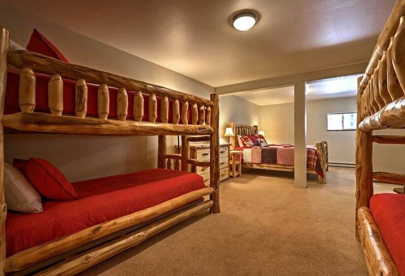 Keystone Home On Snake River W/ Hot Tub + Views!