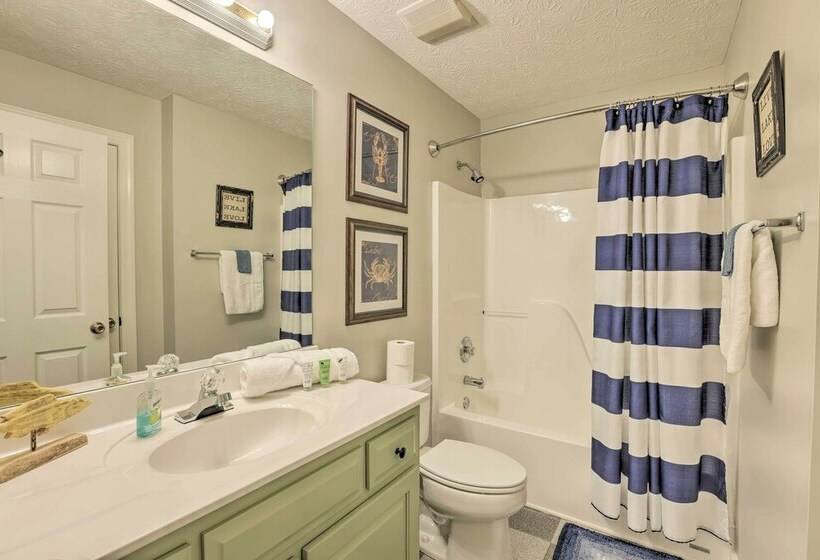 Lakefront Jacksons Gap Home W/ Deck, Dock & Views