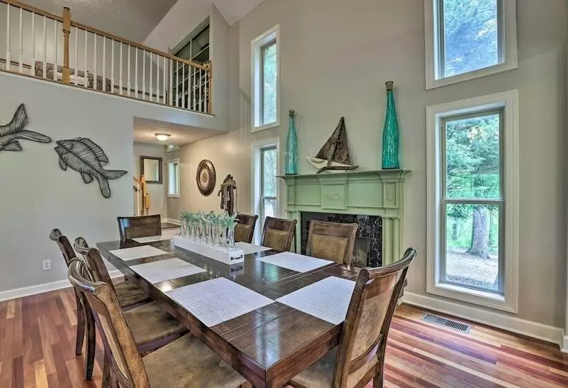 Lakefront Jacksons  Gap Home W/ Deck, Dock & Views