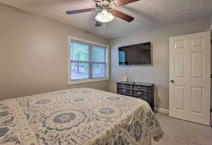 Lakefront Jacksons  Gap Home W/ Deck, Dock & Views