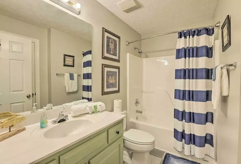 Lakefront Jacksons  Gap Home W/ Deck, Dock & Views