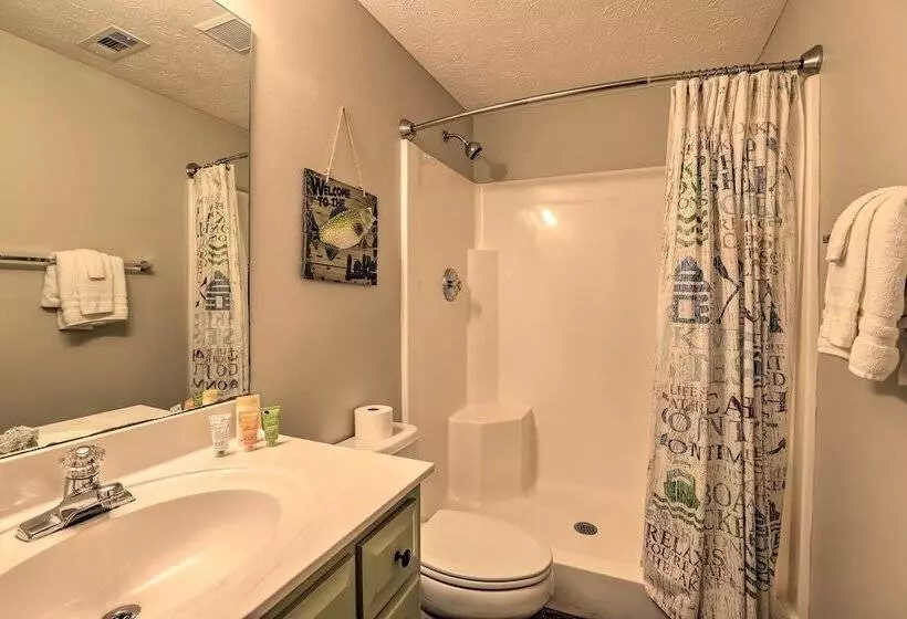 Lakefront Jacksons  Gap Home W/ Deck, Dock & Views