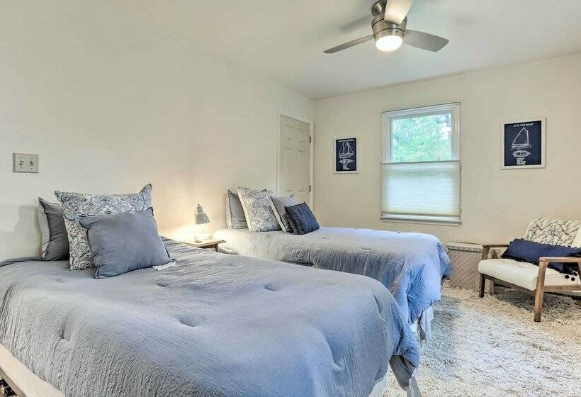 Lewes Cottage W/ Pool Access: 10 Mi To Beach!