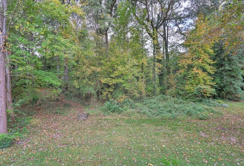 Lewes Cottage W/ Pool Access: 10 Mi To Beach!