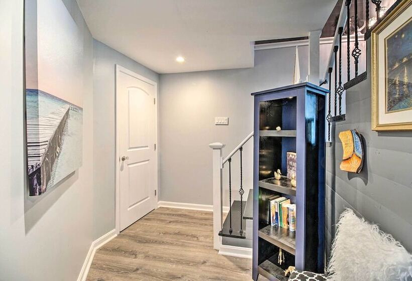 Sauna & Game Room: Lake House In Locust Grove!