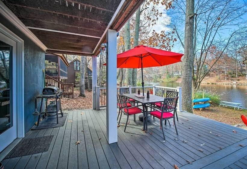 Sauna & Game Room: Lake House In Locust Grove!